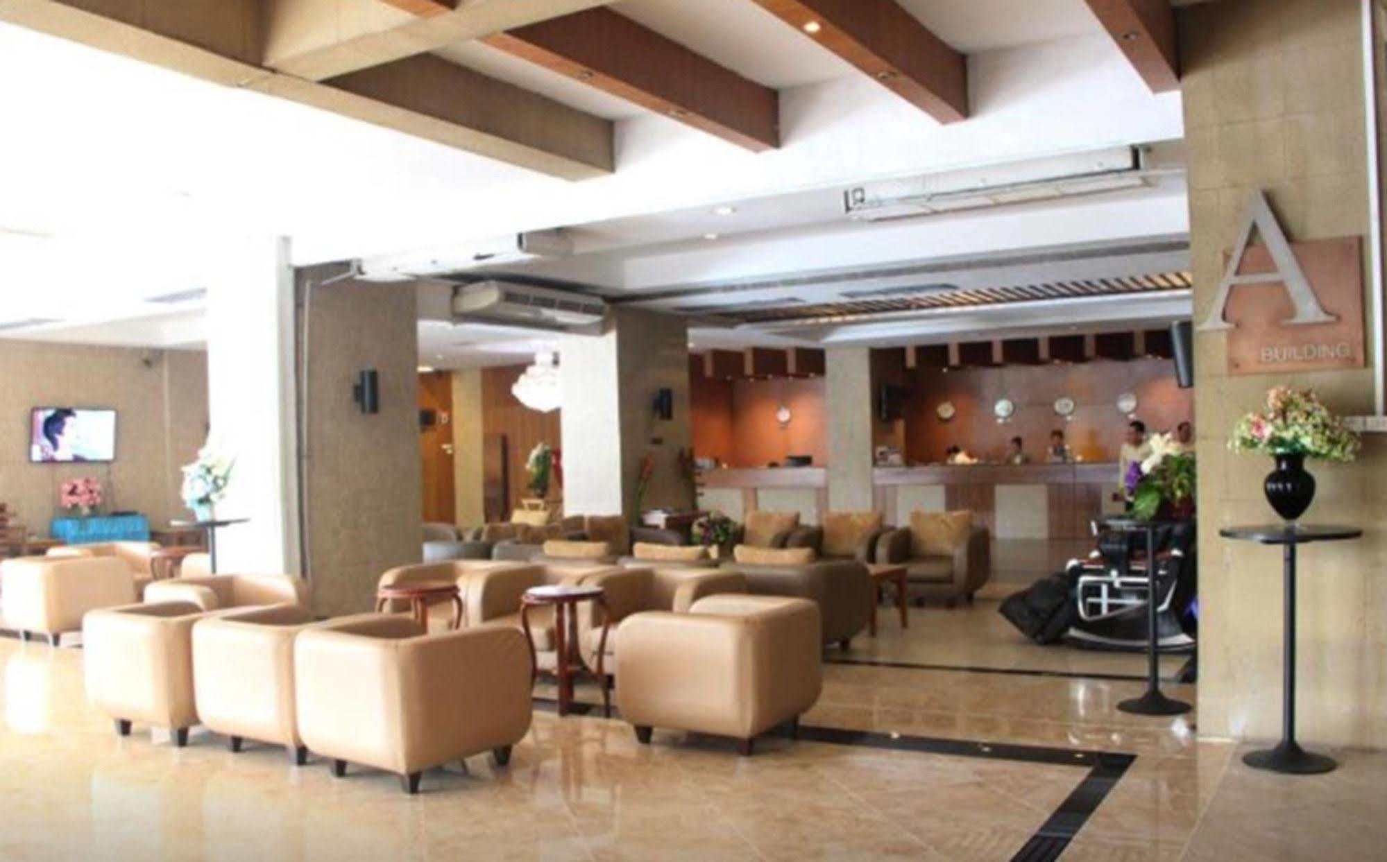A2 Hotel Bangkok Exterior foto